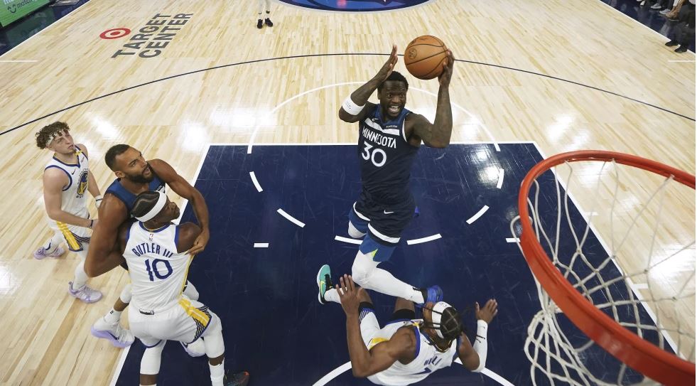 Timberwolves apalean 117-93 a unos Warriors