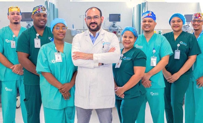 Cirugías ambulatorias de alta tecnología: costo-eficiencia y recuperación segura en el hogar