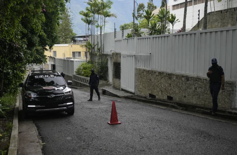 Venezuela niega que opositores hayan salido del país bajo operación internacional de rescate