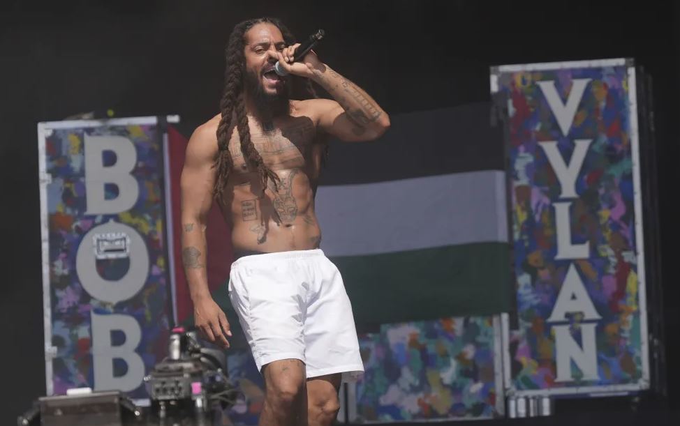 La policía británica investiga comentarios contra Israel de un rapero en el Festival de Glastonbury