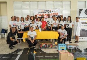 Estudiantes y jóvenes multiplicadores del Liceo Gregorio Luperón