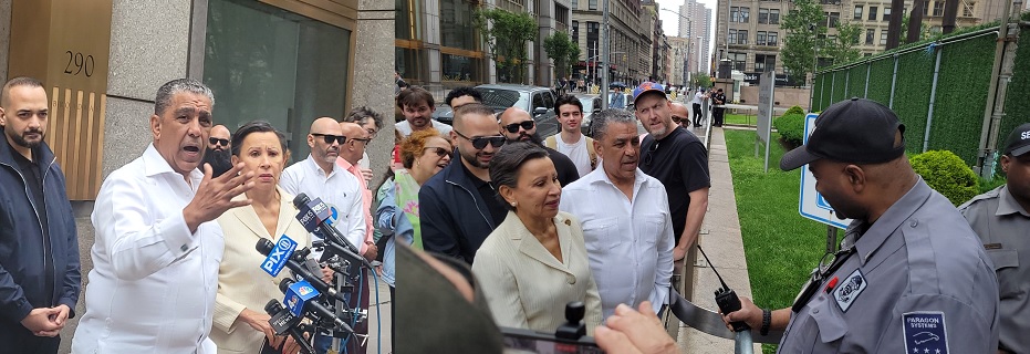 Adriano Espaillat