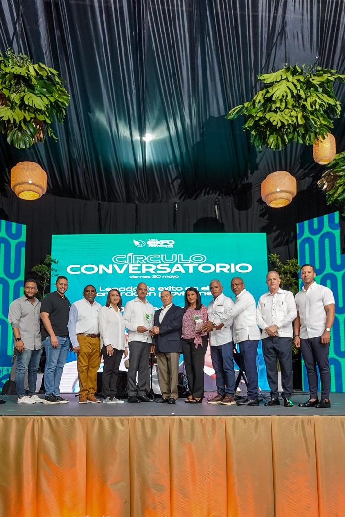 Julián Parra pide educar en valores a la juventud