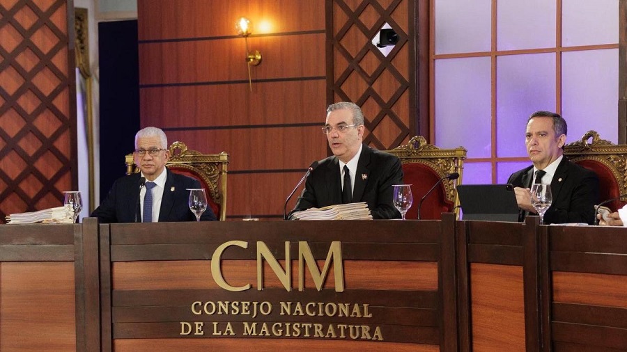 Abinader convoca al CNM para evaluar y designar jueces