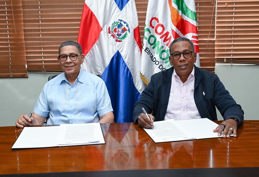 Directores de Comedores Económicos y Hogar Crea firman acuerdo interinstitucional