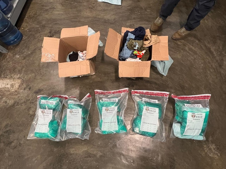 DNCD ocupa 10 paquetes de marihuana camuflados en prendas de vestir
