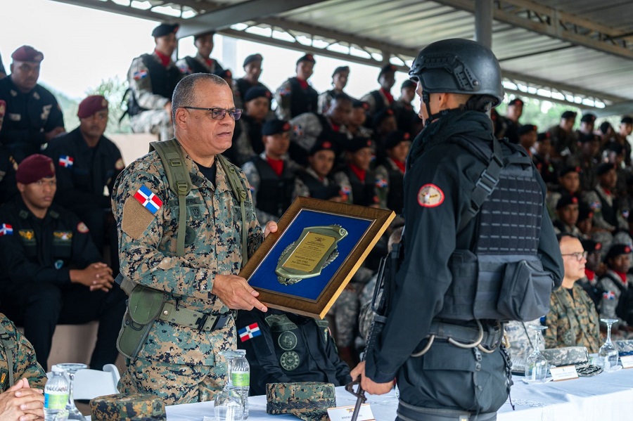 Fuerzas Armadas culmina Curso Avanzado de Contraterrorismo y Manejo de Crisis