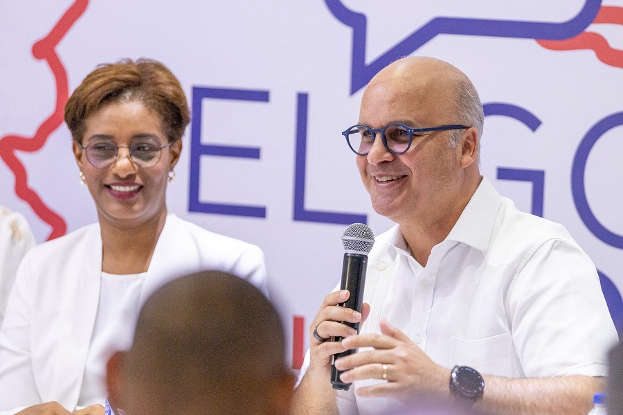 IDAC y Gobernación enfatizan sobre la educación en el Gobierno en Las Provincias