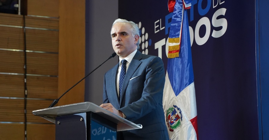 Ministro Luis Miguel De Camps será el orador invitado a almuerzo de AMCHAMDR