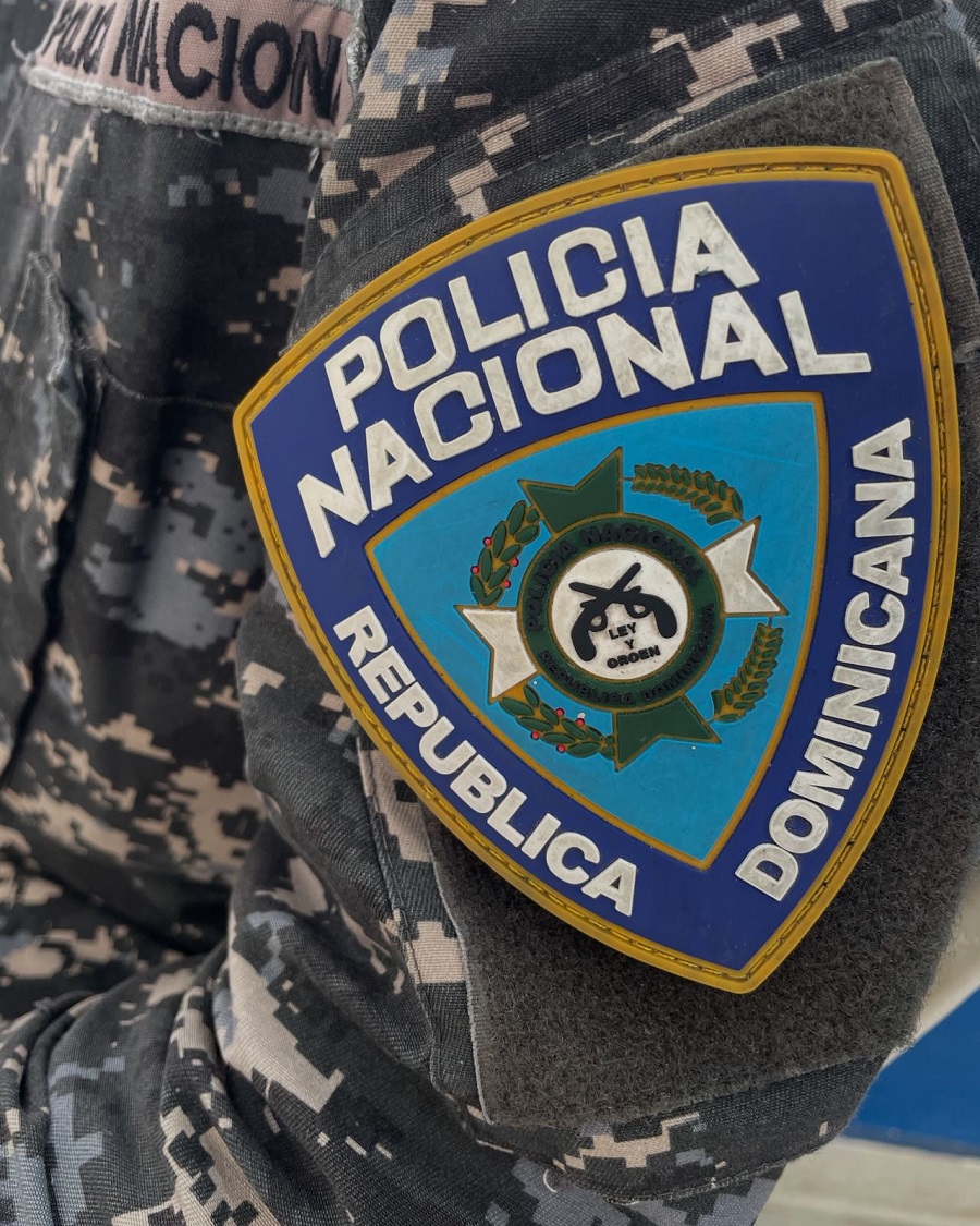 Apresan a dos hombres, uno por amenazas a su madre y otro con orden de arresto vigente