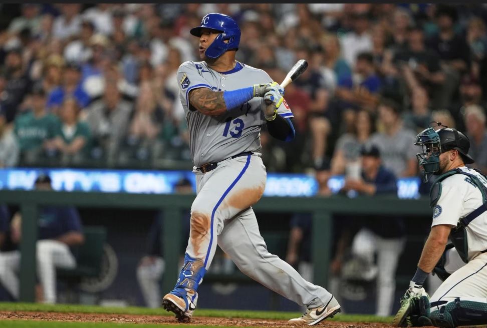 Doble de dos carreras de Pérez le coloca como el 6to jugador de Reales con más hits