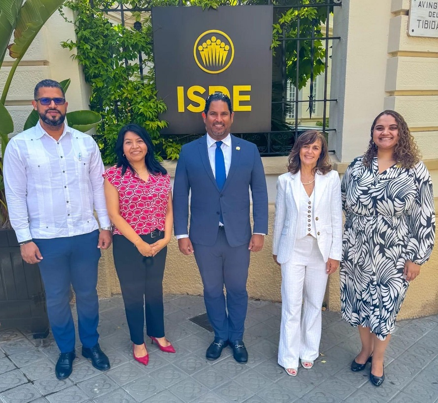 Consulado General de la RD en Barcelona e ISDE Business School firman un acuerdo de colaboración