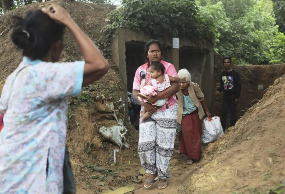 Tailandia y Camboya intercambian disparos en choques que dejan al menos 9 civiles muertos