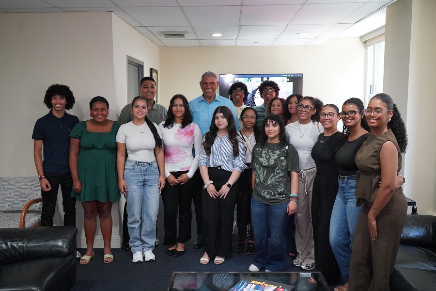 estudiantes meritorios dominicanos