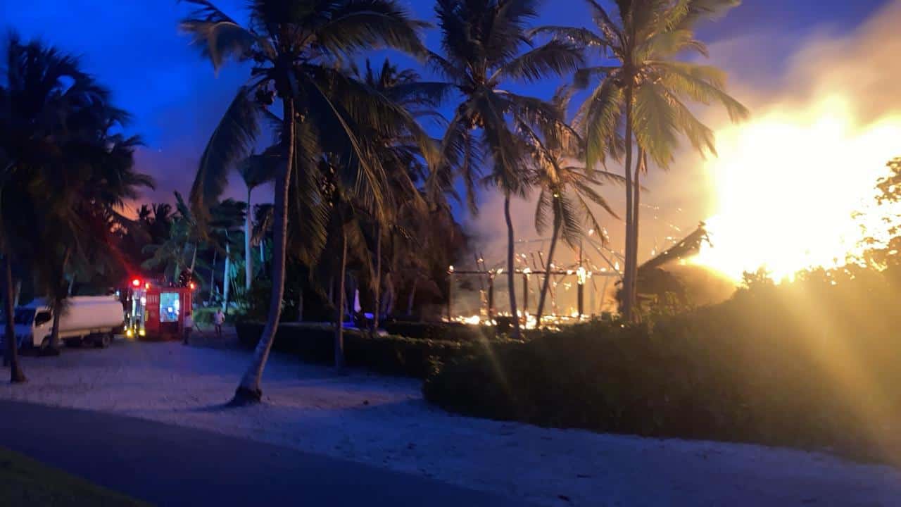 Incendio afecta área de Cap Cana; autoridades despliegan amplio operativo interinstitucional