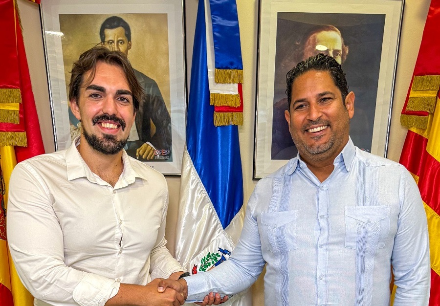 Antonio José Gómez Peña y Alexander Phimister Medina