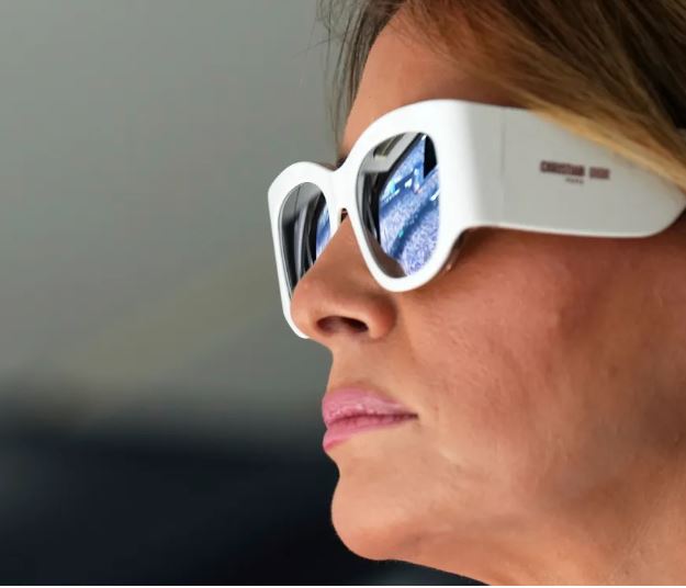 Melania Trump amenaza con demanda millonaria a Hunter Biden por relacionarla con Epstein