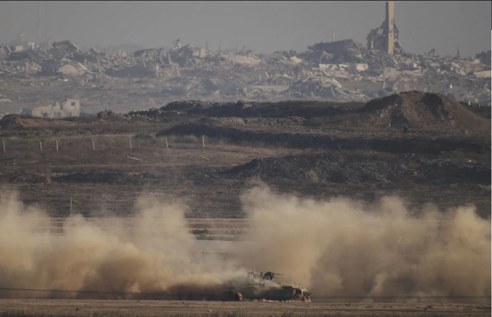 Un ataque aéreo israelí a un hospital del sur de Gaza mata a 19 personas