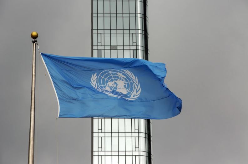 El Talibán investiga amenazas de muerte contra personal femenino afgano de la ONU, dice informe