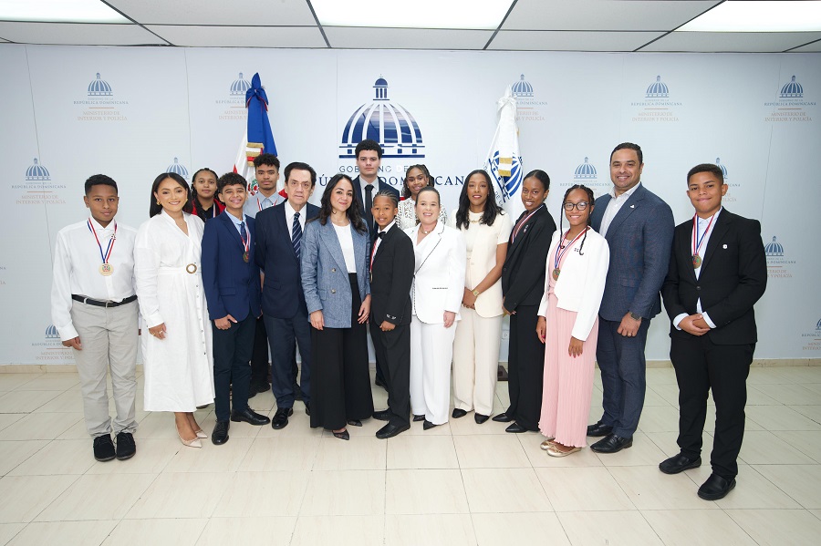 Embajada Dominicana en España fortalece vínculos con la diáspora