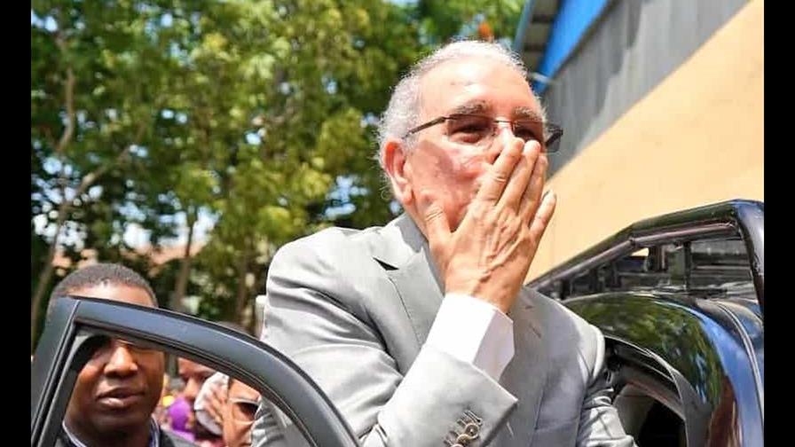 Danilo a peledeístas: “Busquen a todos los compañeros que se disgustaron”