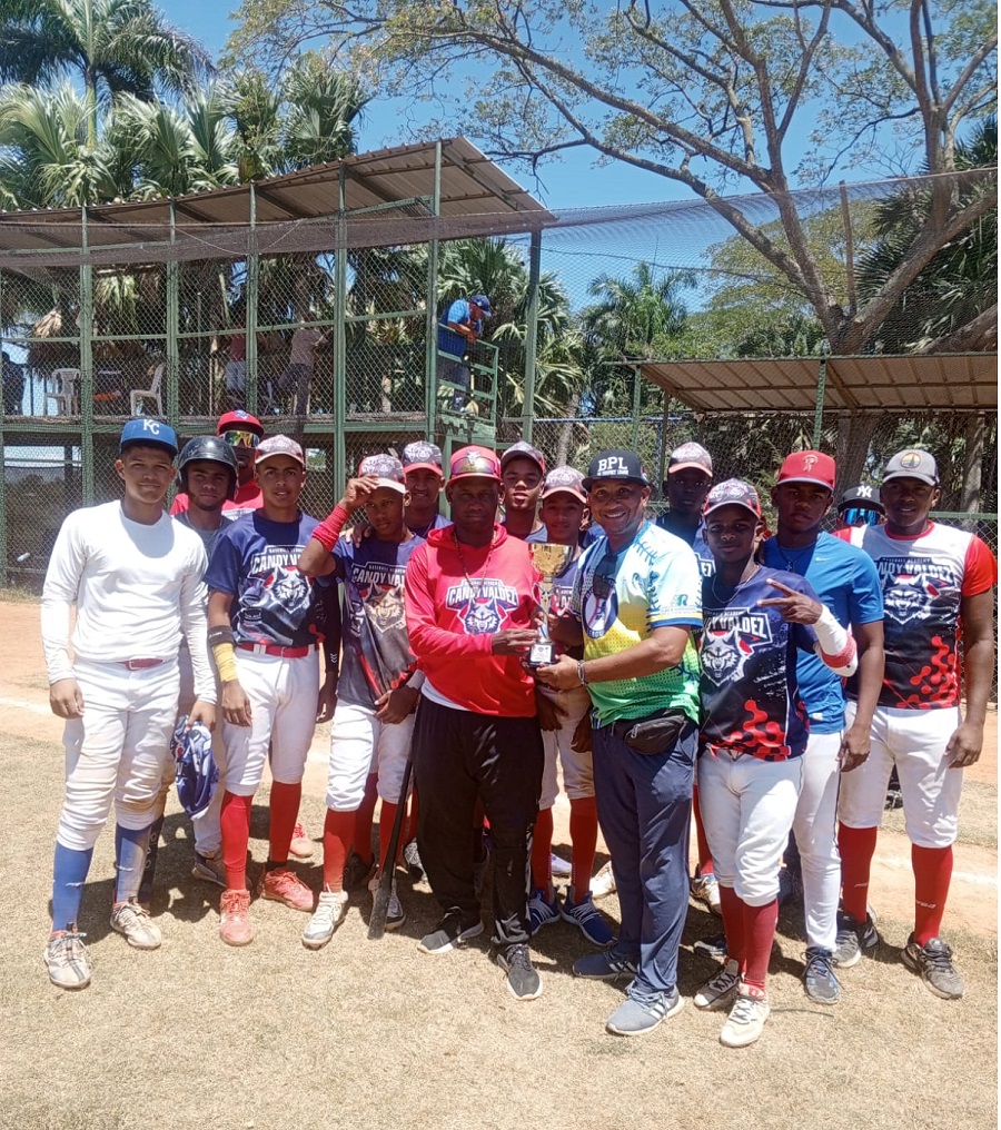 Academia Blanco de Santiago obtiene corona en torneo The Next Big Sign Cibao