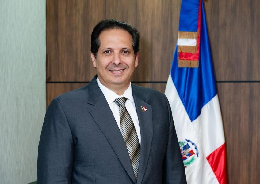 Ministro de Salud viaja a Colombia para participar en el “Diálogo Regional de Política del BID 2025”