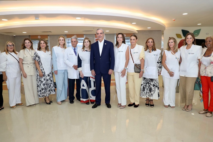 Abinader inaugura Hospital Clínico-Quirúrgico de alta tecnología en la Ciudad Sanitaria