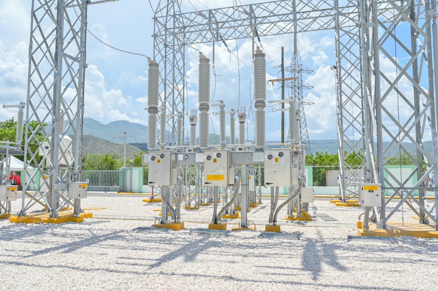 Edesur pone en operación transformador de potencia y dos nuevos circuitos eléctricos en Jimaní