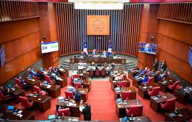 El Senado aprueba de urgencia aumento de más de RD$10 mil millones en deuda pública