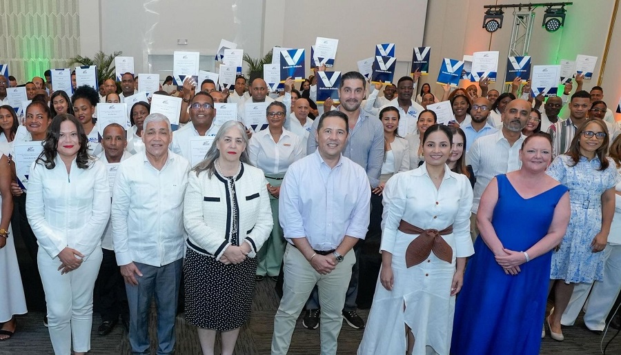 INFOTEP gradúa 97 técnicos especializados en áreas claves de la industria turística en Punta Cana