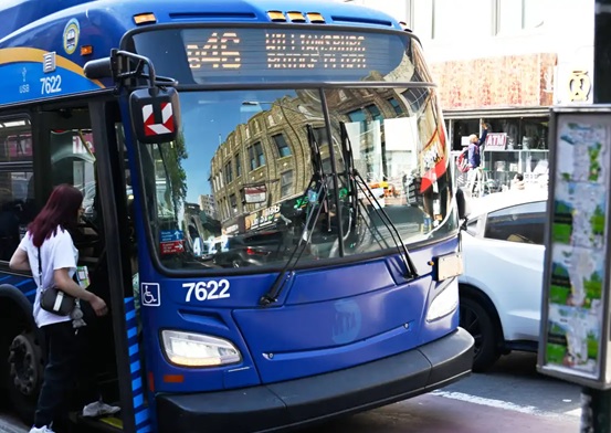 Autobuses NYC dejarán de recibir monedas a partir de enero