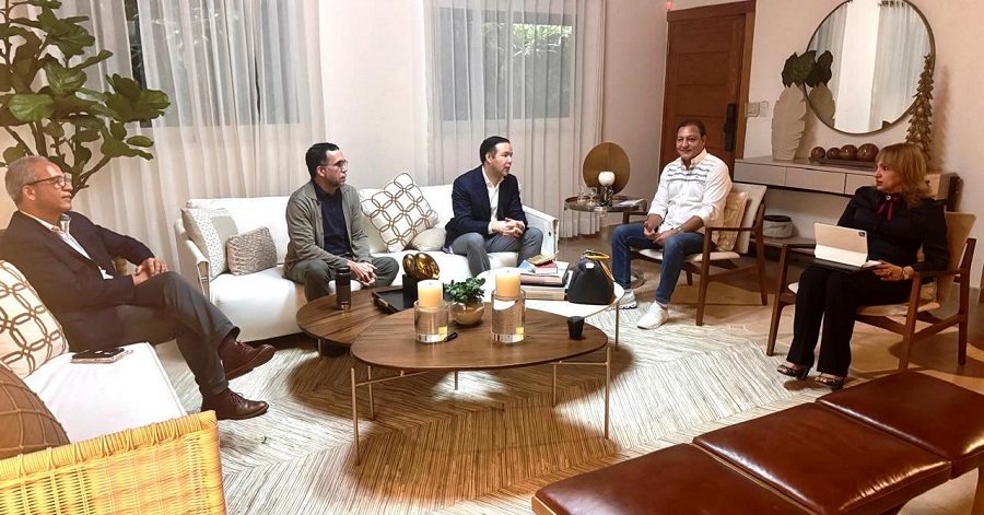 Comision del PLD se reune con Abel Martinez