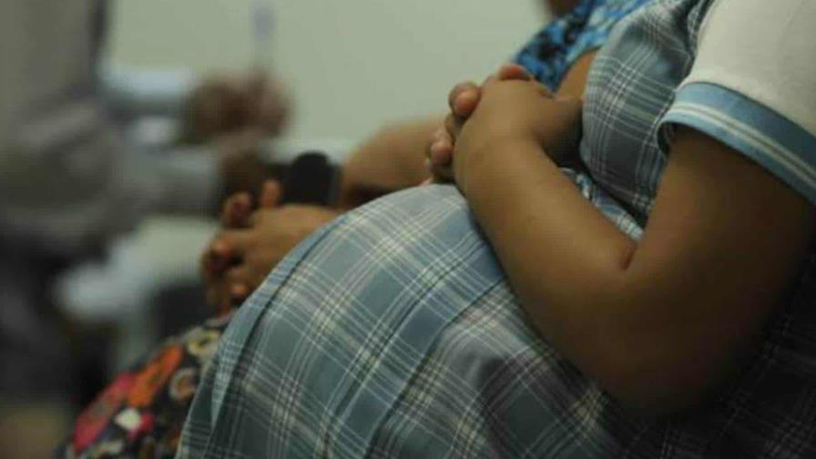 Pese a reducción, el país registró 7,791 embarazos en adolescentes en el primer semestre del 2025