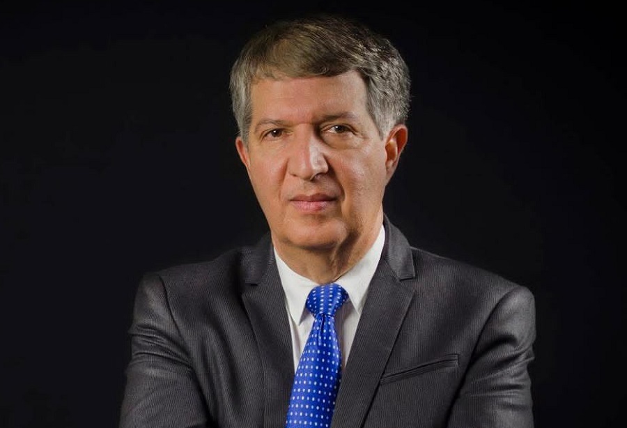 Refundar la Nación: Salvar la Patria y Defender la Constitución