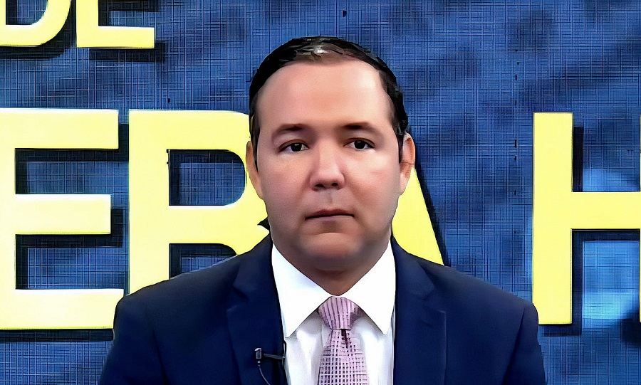 Johnny Pujols denuncia manipulación y clientelismo social del gobierno del PRM