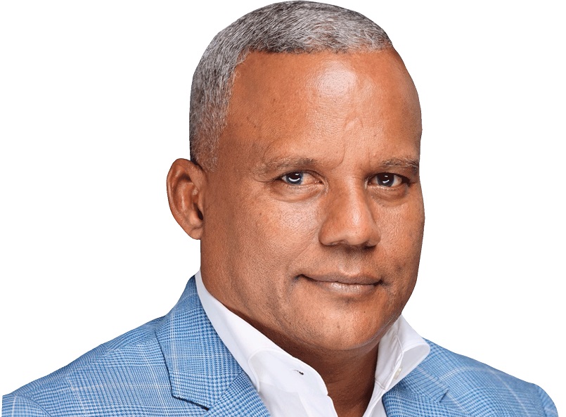 Alcalde de Boca Chica espera BHD y Constructora Playera devuelvan plaza construida en 1998