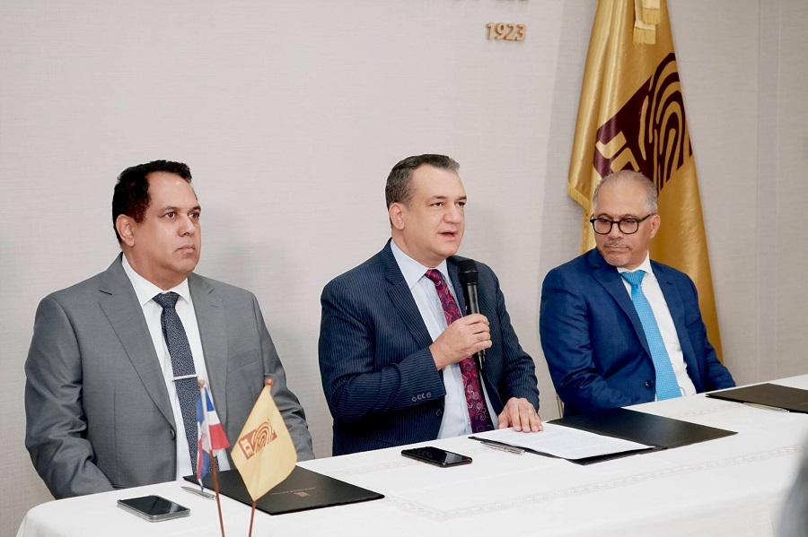 JCE y EMDOC firman contrato para suplir equipos, materiales y servicios para la nueva cédula