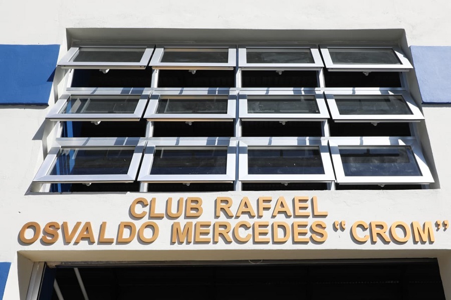 Abinader inaugura el Polideportivo Club Rafael Osvaldo Mercedes “CROM” en Villa Mella