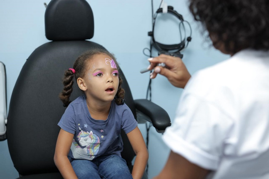 Más de 200 niños reciben atención visual durante jornada por el Día Mundial contra la Ambliopía