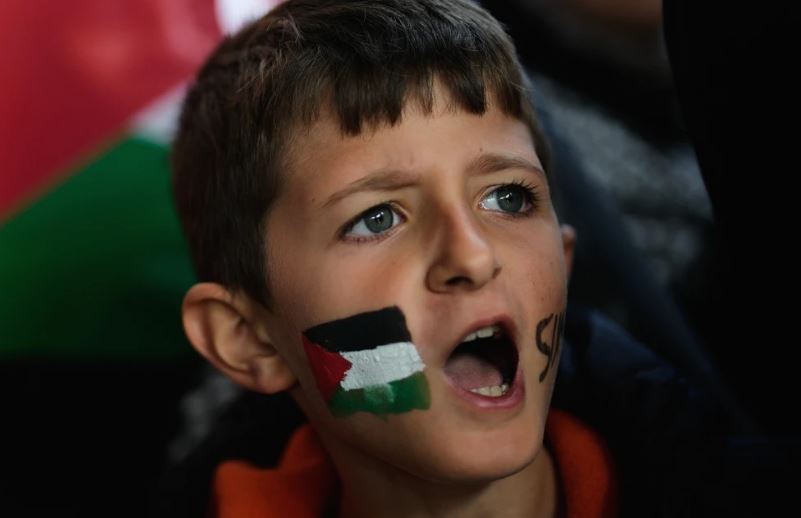 Cientos de miles marchan en Turquía en apoyo a los palestinos