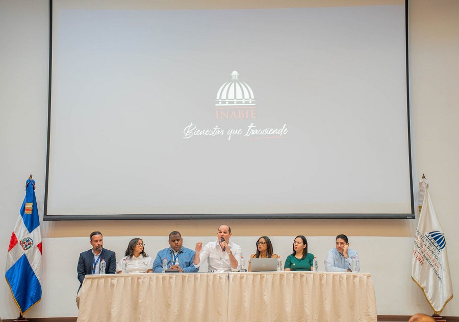 INABIE escucha inquietudes de suplidores sobre licitaciones del almuerzo escolar