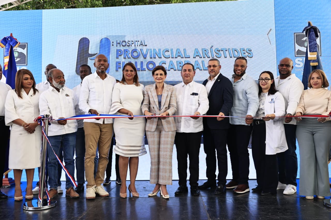 La Romana: Inauguran nueva Emergencia y remozamiento Bloque Quirúrgico Hospital Arístides Fiallo