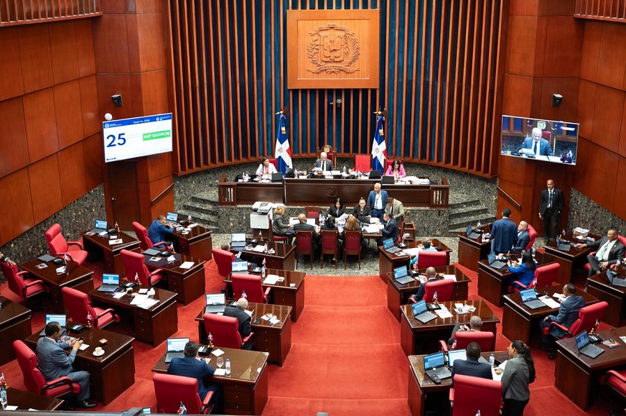 Senado estudiará las observaciones del Ejecutivo a la Ley de Residuos