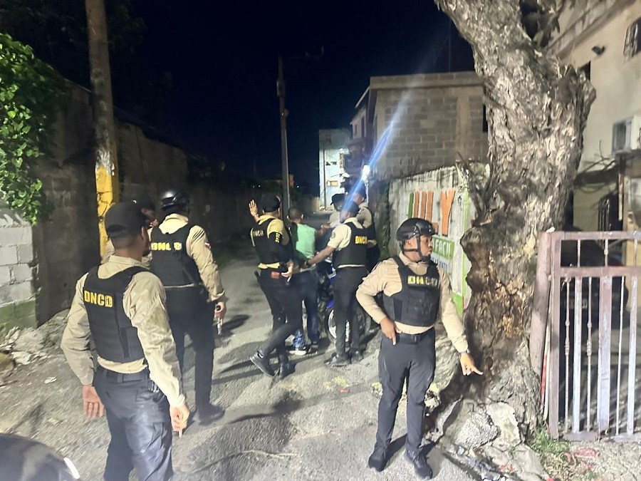 DNCD y MP ejecutan más de 50 operativos contra el microtráfico en San Cristóbal