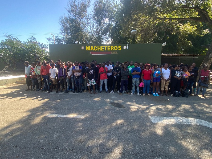 Ejército detiene 148 migrantes haitianos en operativos realizados en Valverde