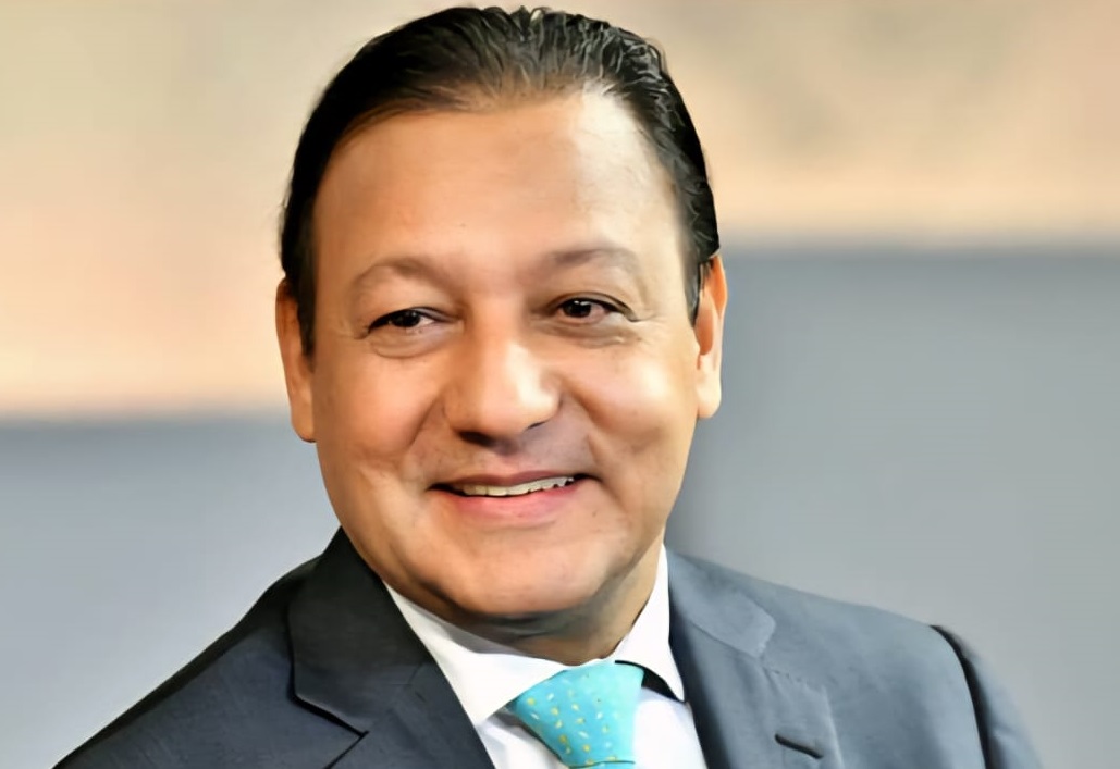 Abel Martínez llama al Gobierno a intervenir de urgencia ante crisis de agua que afecta a Santiago