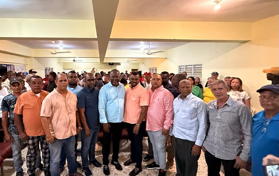 Masiva asamblea encabezada por Juan José Javier en Santo Domingo Este