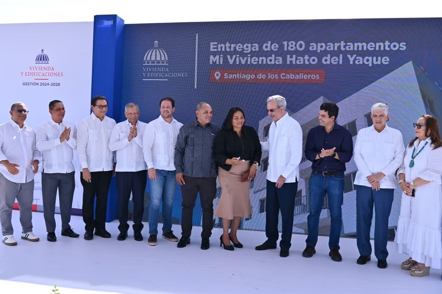 Con aportes fiduciarios de RD$6,000 millones presidente Abinader inaugura proyecto habitacional Hato del Yaque