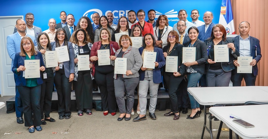 Cámara de Cuentas capacita analistas en Presupuesto Público